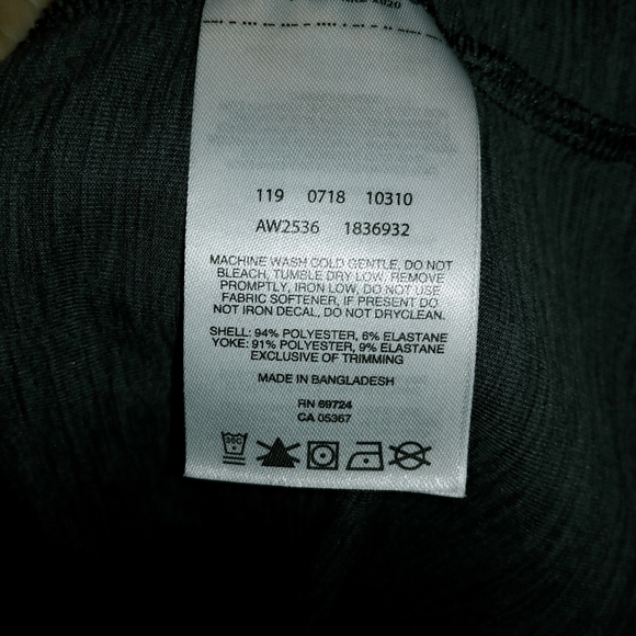 Never worn Columbia Omniwick thin hiking Hoodie - Picture 4 of 5